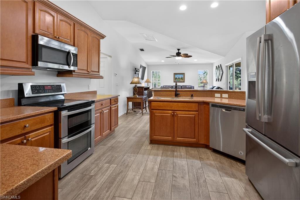 GOLDEN GATE ESTATES - Residential