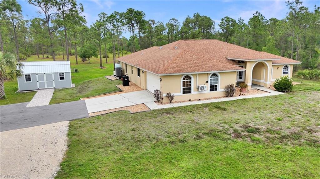 GOLDEN GATE ESTATES - Residential