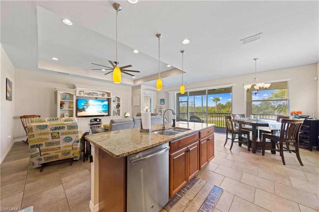 BANYAN BAY - Residential