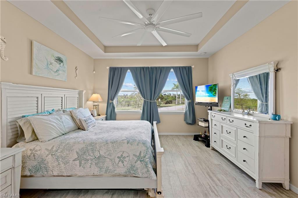 BANYAN BAY - Residential