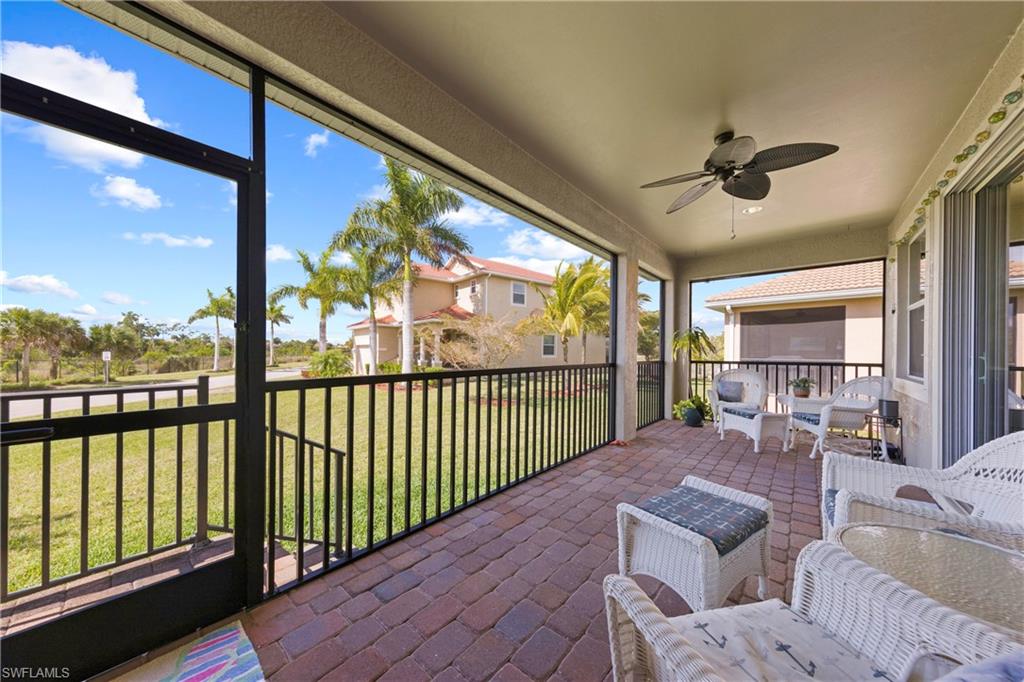 BANYAN BAY - Residential