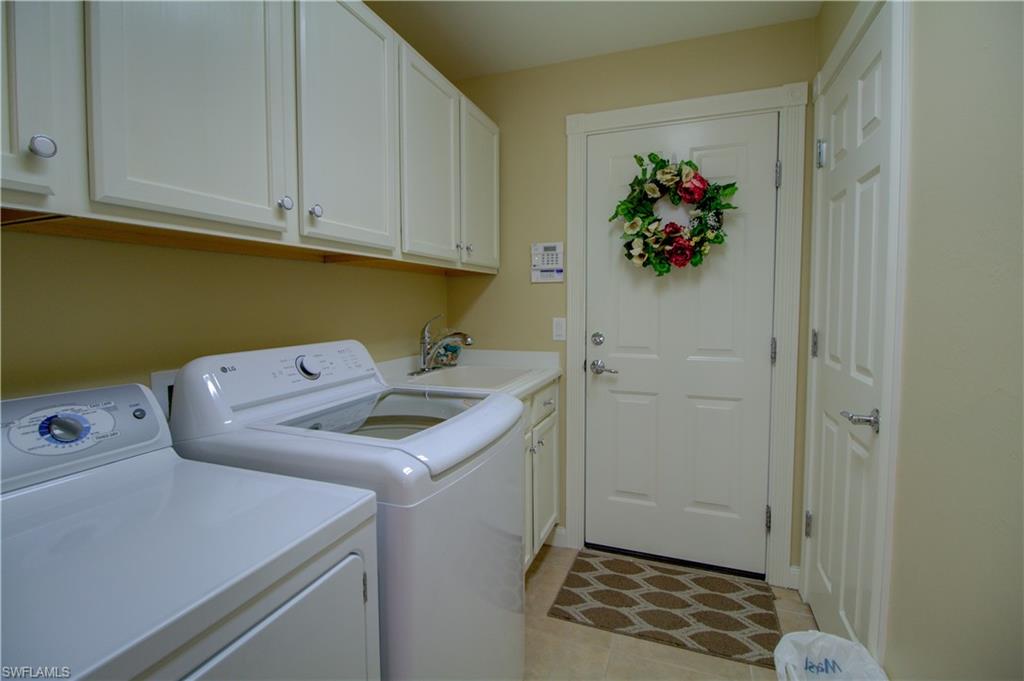 VERONA WALK - Residential Lease