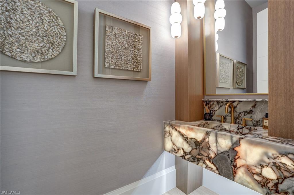 MOORINGS - Residential