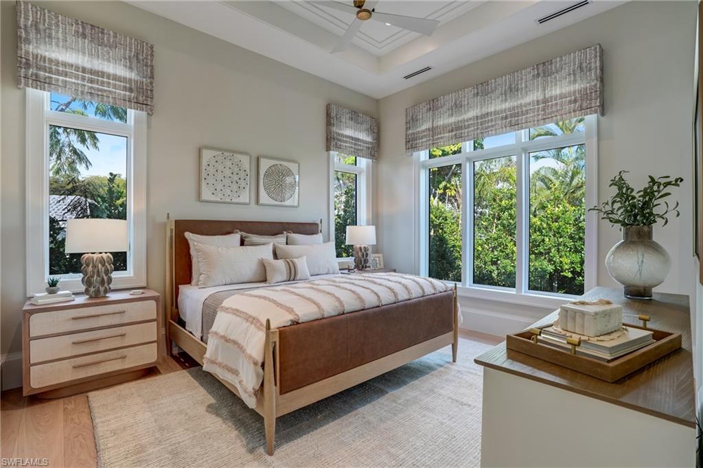 MOORINGS - Residential