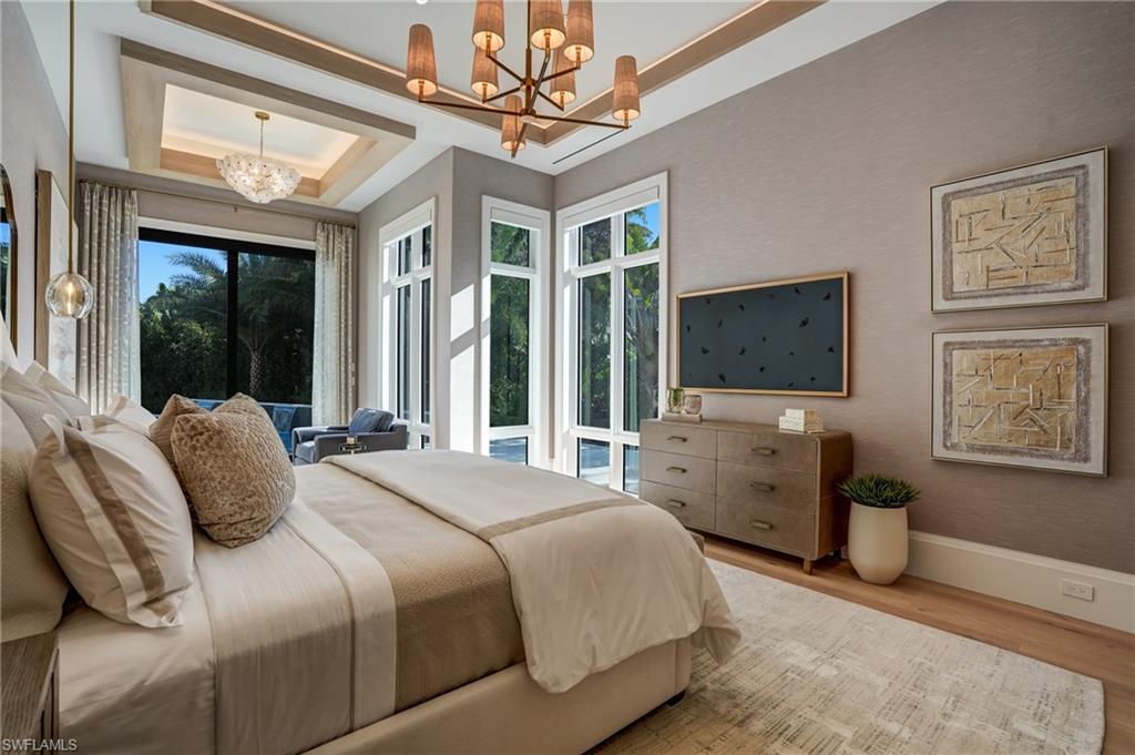 MOORINGS - Residential