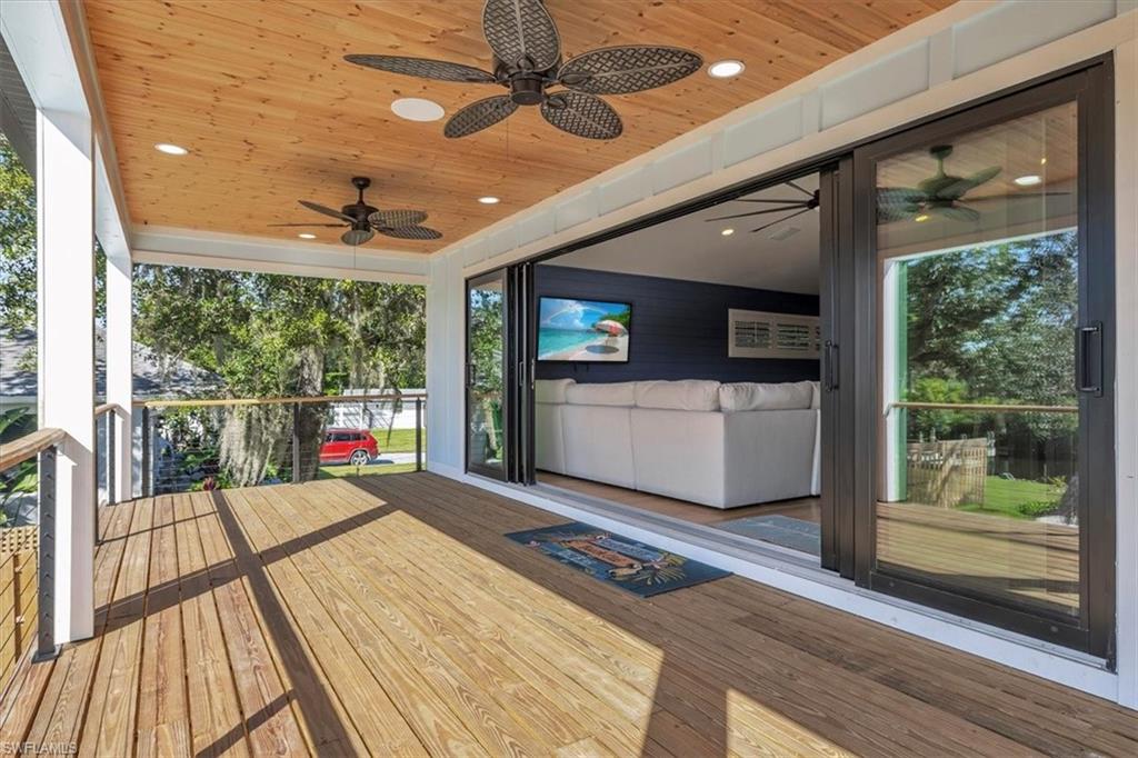 EAST LAKE COLONY - Residential