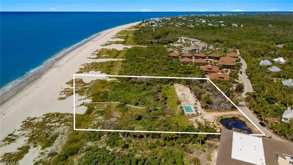 CLAMSHELL CONDO - Land