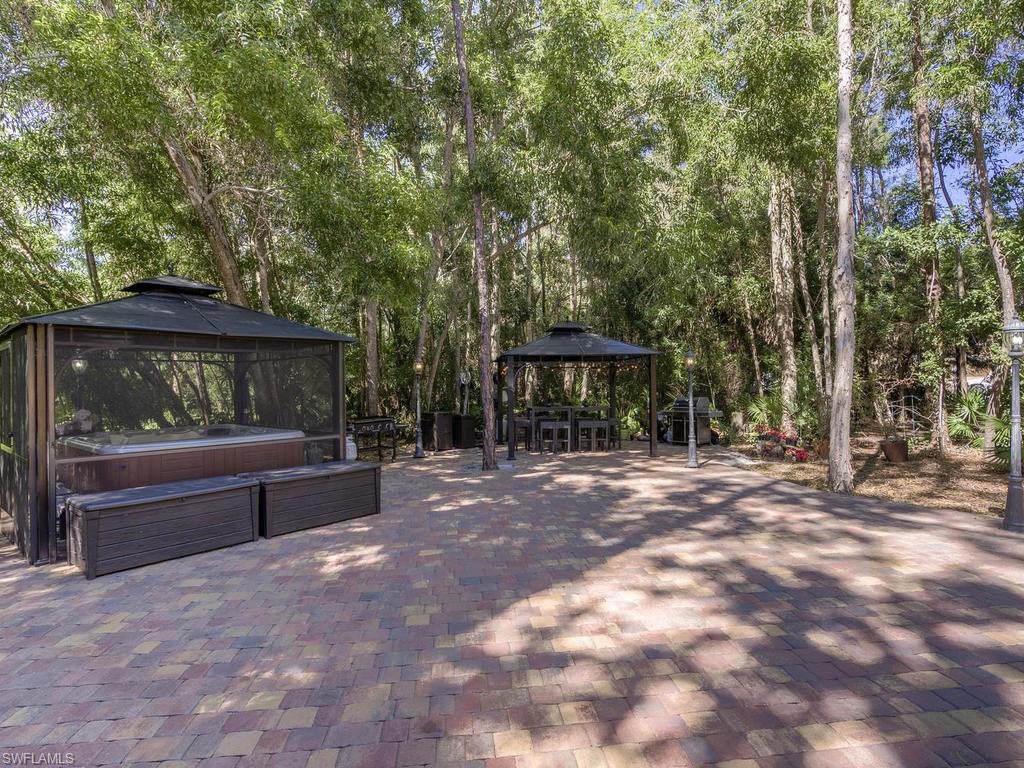 BRIARCLIFF - Residential