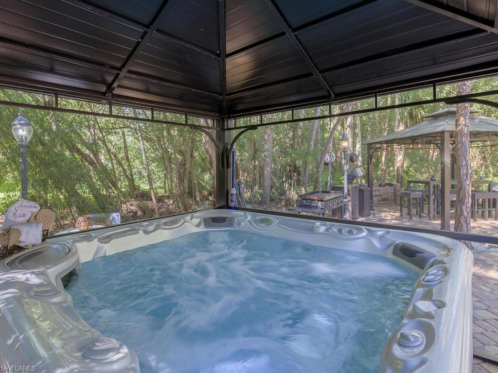 BRIARCLIFF - Residential