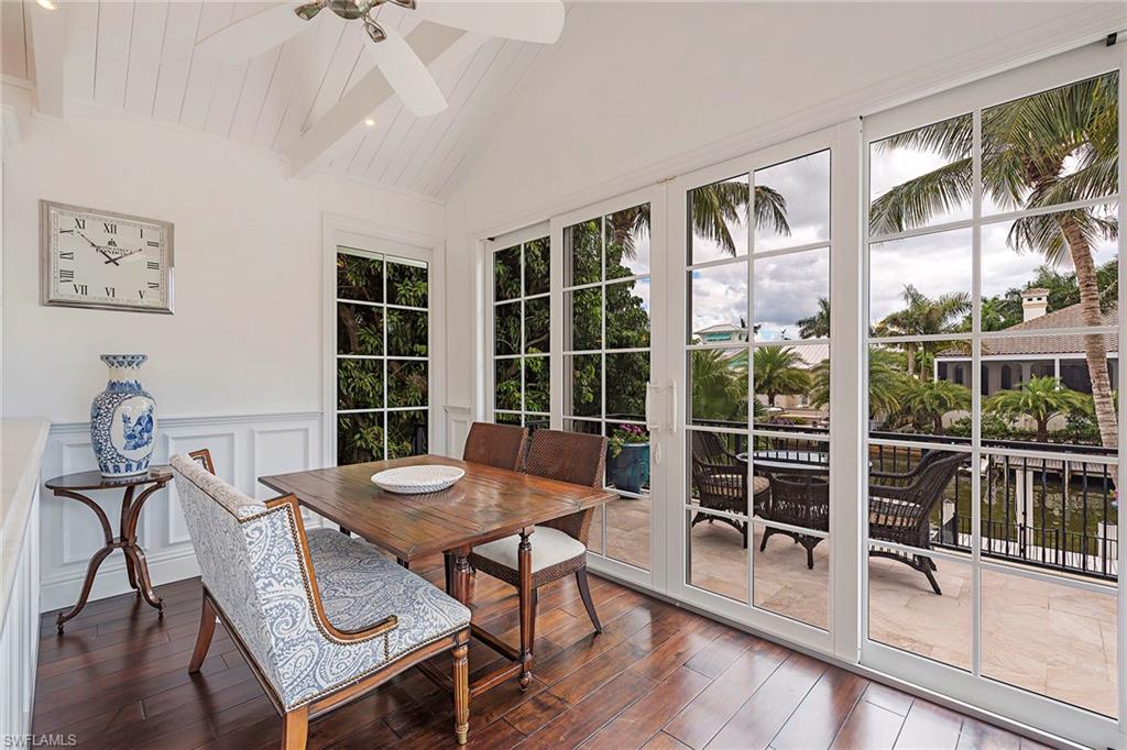 AQUALANE SHORES - Residential