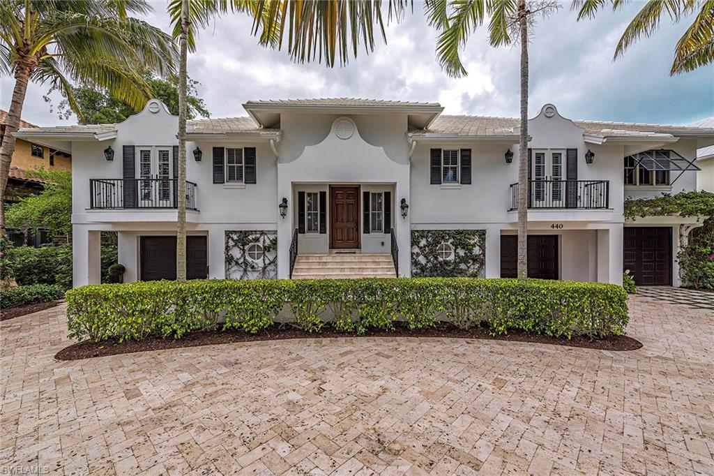 AQUALANE SHORES - Residential