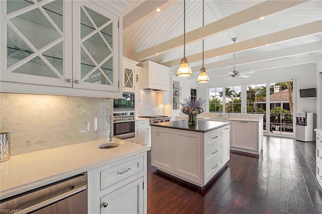 AQUALANE SHORES - Residential