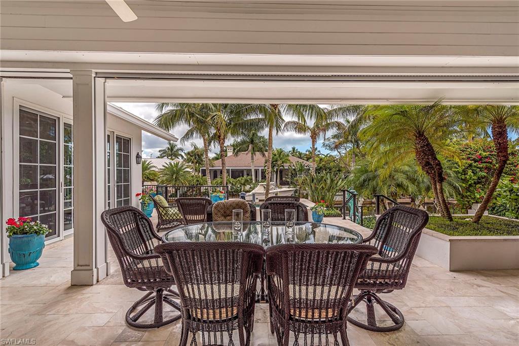 AQUALANE SHORES - Residential