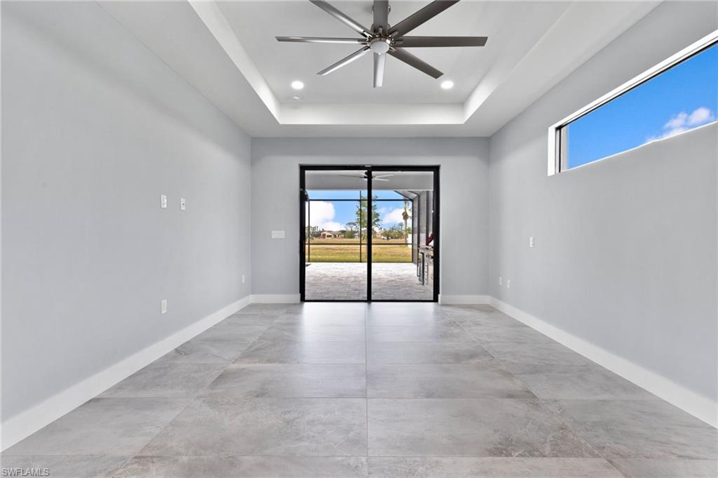 CAPE CORAL - Residential