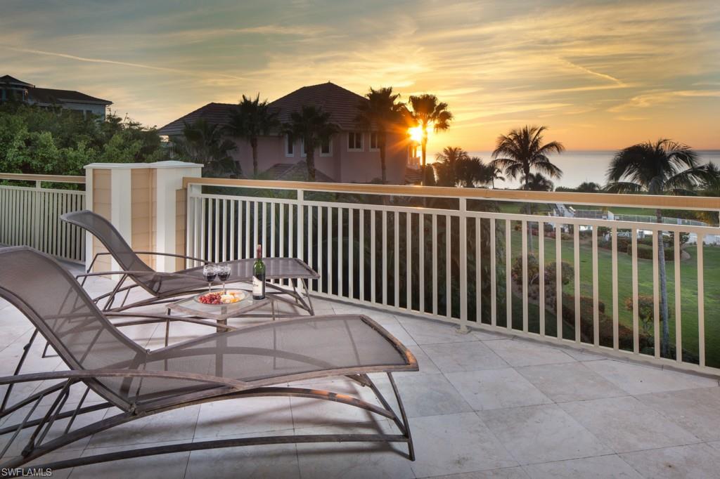 BAREFOOT BEACH - Residential