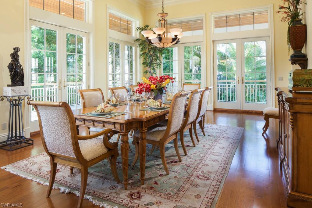 BAREFOOT BEACH - Residential