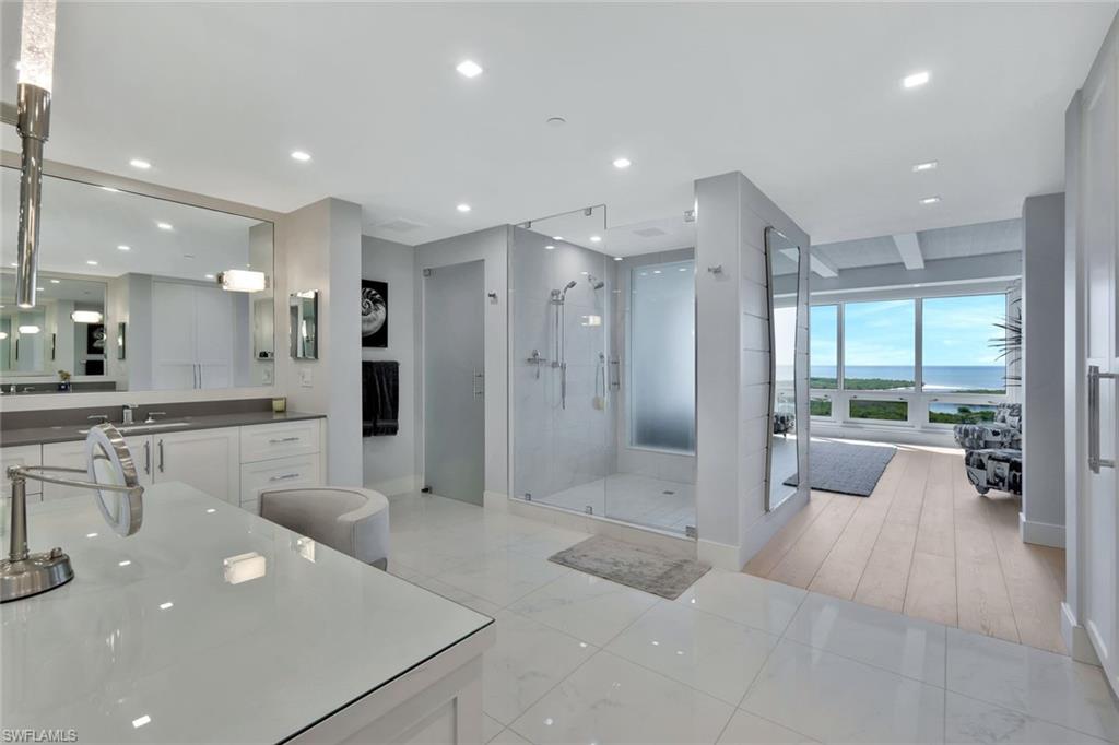 KALEA BAY TOWER 100 - Residential