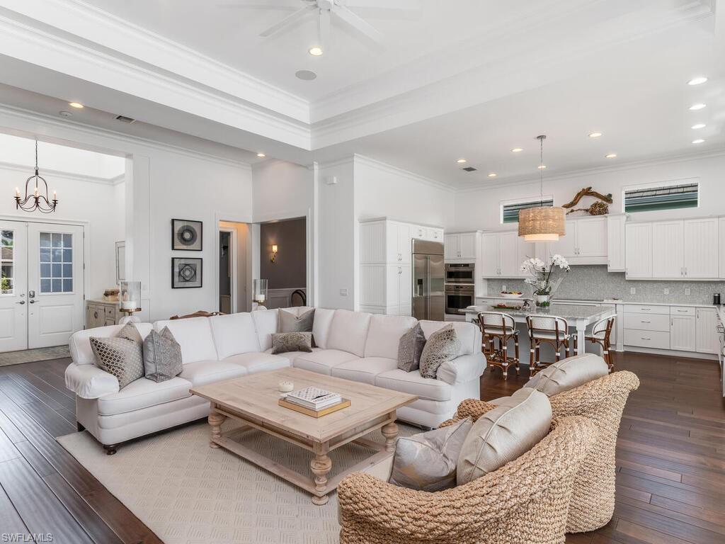 ISLES OF COLLIER PRESERVE - Residential