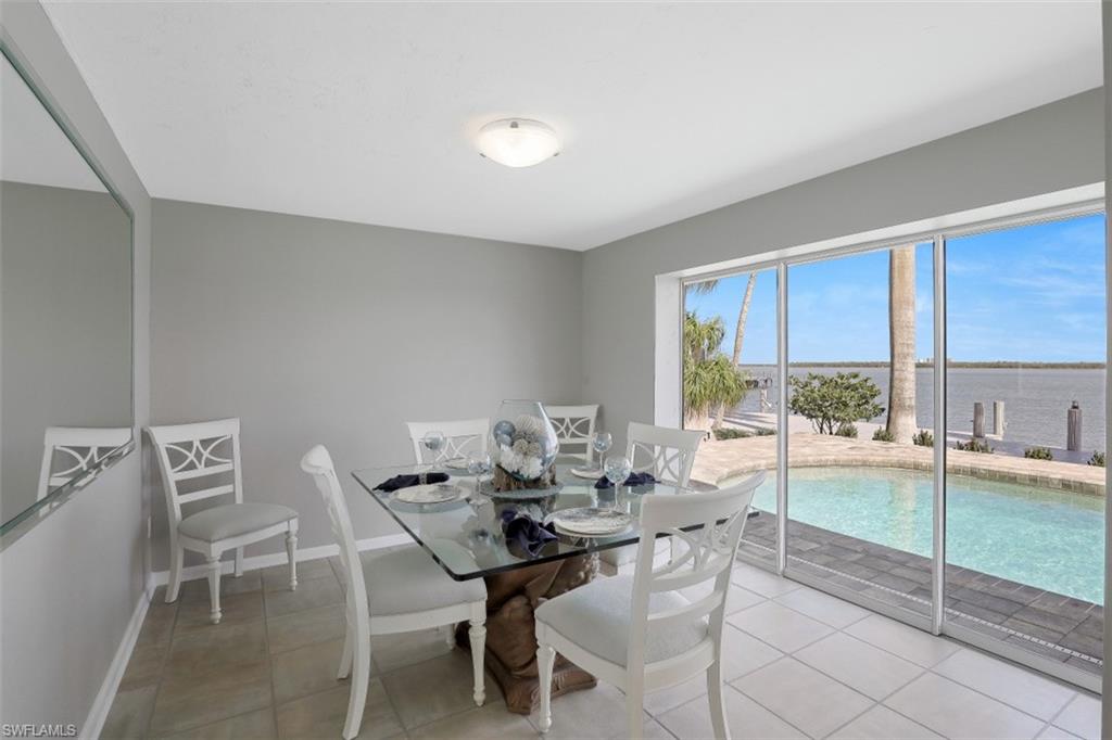 MARCO BEACH - Residential