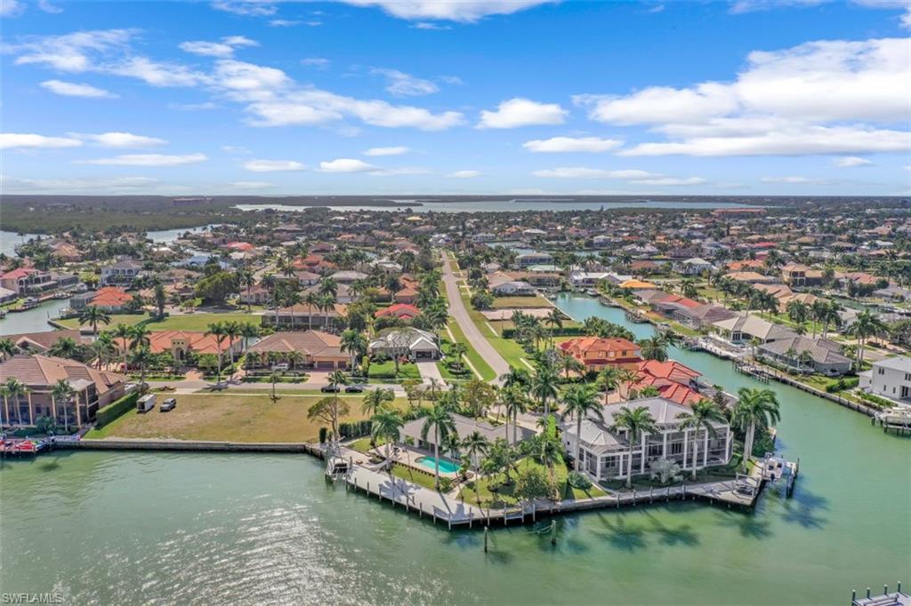 MARCO BEACH - Residential