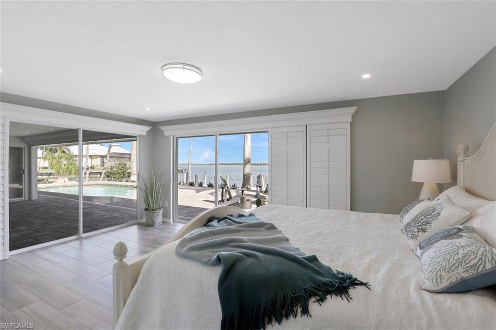 MARCO BEACH - Residential