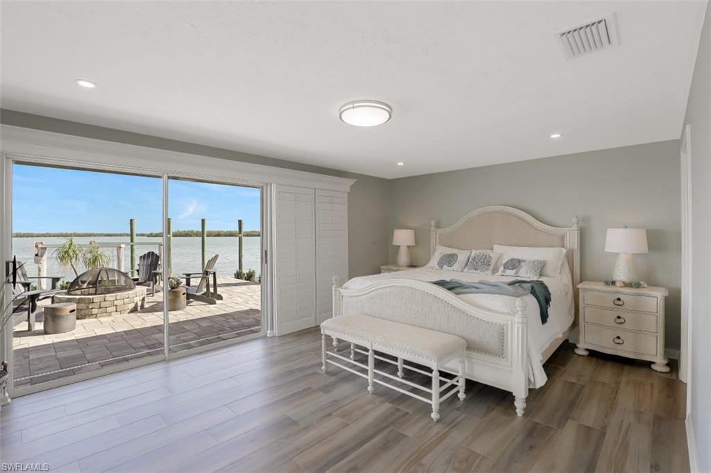 MARCO BEACH - Residential