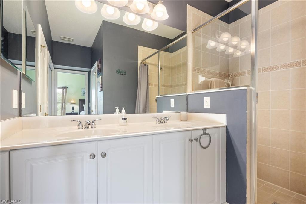 COTTONWOOD BEND - Residential Lease