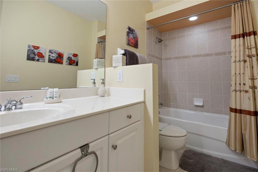 COTTONWOOD BEND - Residential Lease