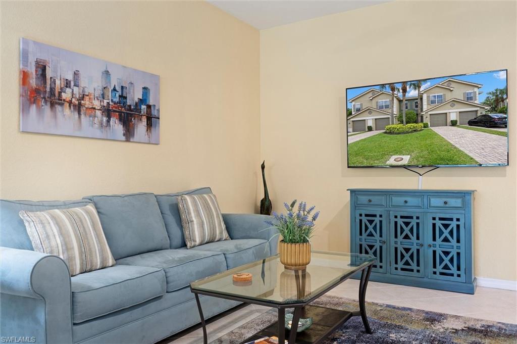 COTTONWOOD BEND - Residential Lease