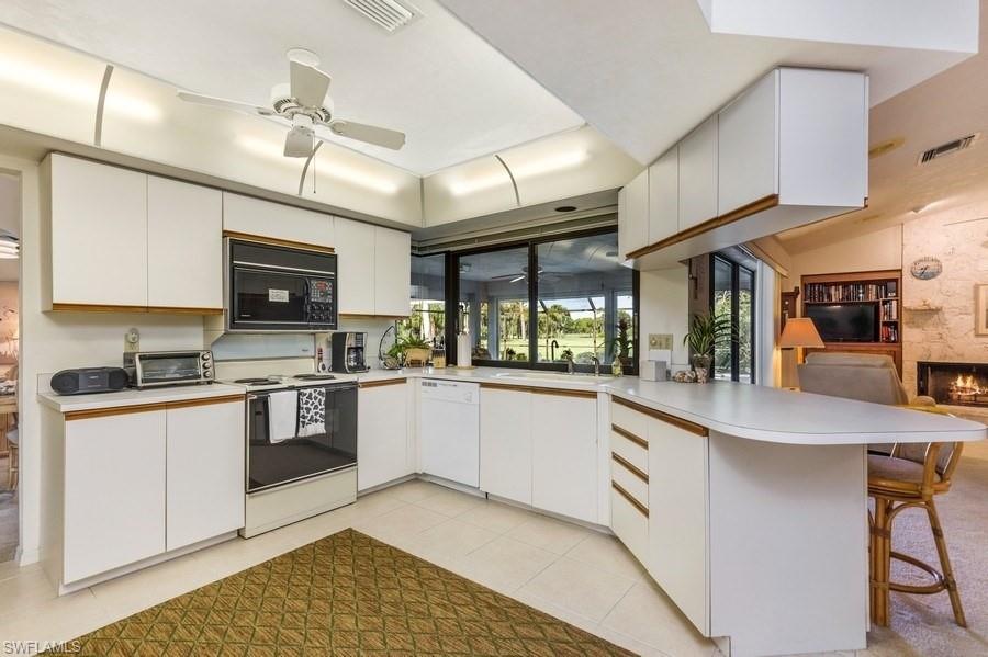 IMPERIAL GOLF ESTATES - Residential