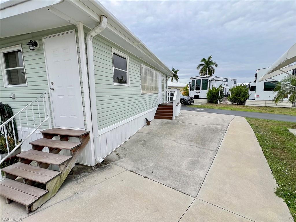 FORT MYERS BEACH CAMPGROUND - Residential