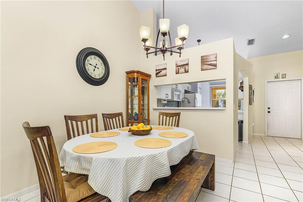 HUNTINGTON LAKES - Residential