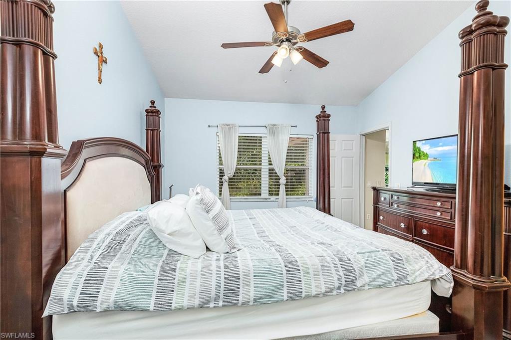 HUNTINGTON LAKES - Residential