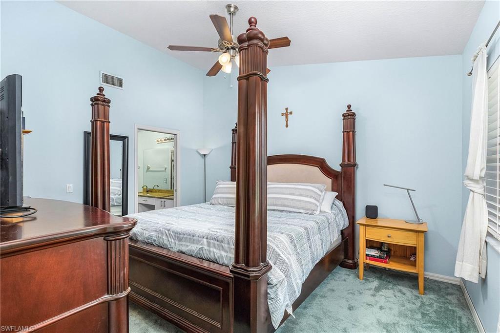 HUNTINGTON LAKES - Residential