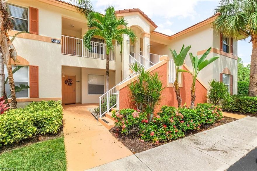 Only 6 miles from the world-famous Naples beaches! This cozy unit in the extremely popular & centrally located HUNTINGTON LAKES community is in immaculate condition and features 2 beds & 2 baths, with cathedral ceilings giving a spacious feeling throughout. You'll enjoy a secluded preserve view, while at the same time, being just minutes from a slough of shopping and dining options, as well the beach. Huntington Lakes boasts a resort-style clubhouse & pool, as well as bocce and tennis courts & a full-time activities director! Conveniently located just a quarter mile to I-75 to get you anywhere you need without hassle.