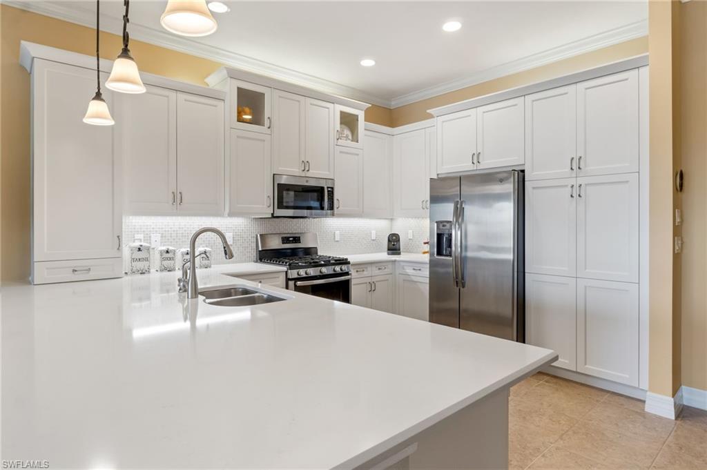 STONECREEK - Residential