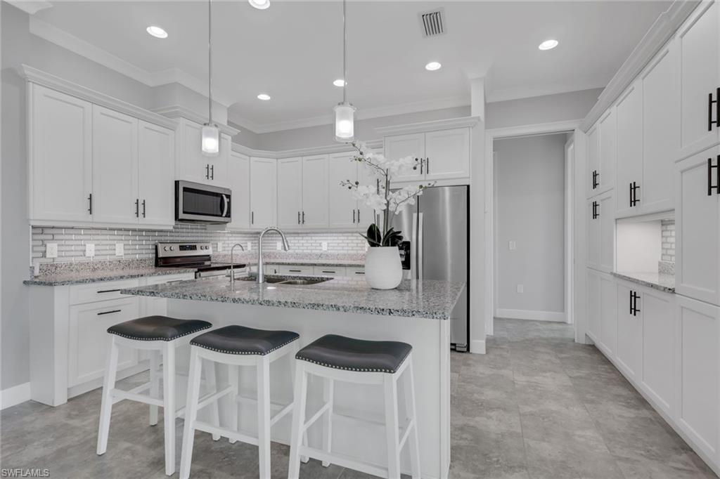 ISLES OF COLLIER PRESERVE - Residential