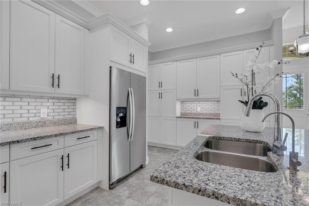 ISLES OF COLLIER PRESERVE - Residential