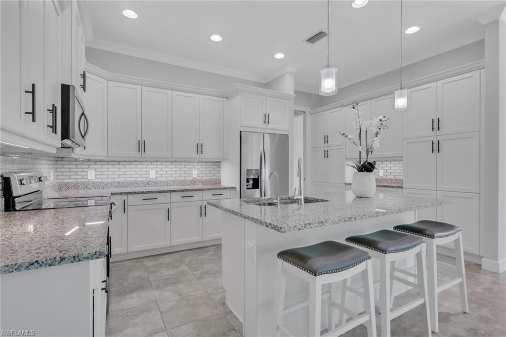 ISLES OF COLLIER PRESERVE - Residential