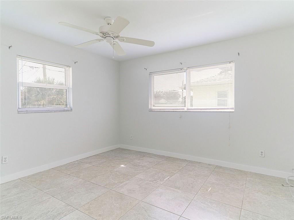 NAPLES PARK - Residential