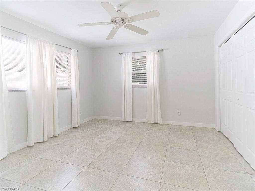 NAPLES PARK - Residential