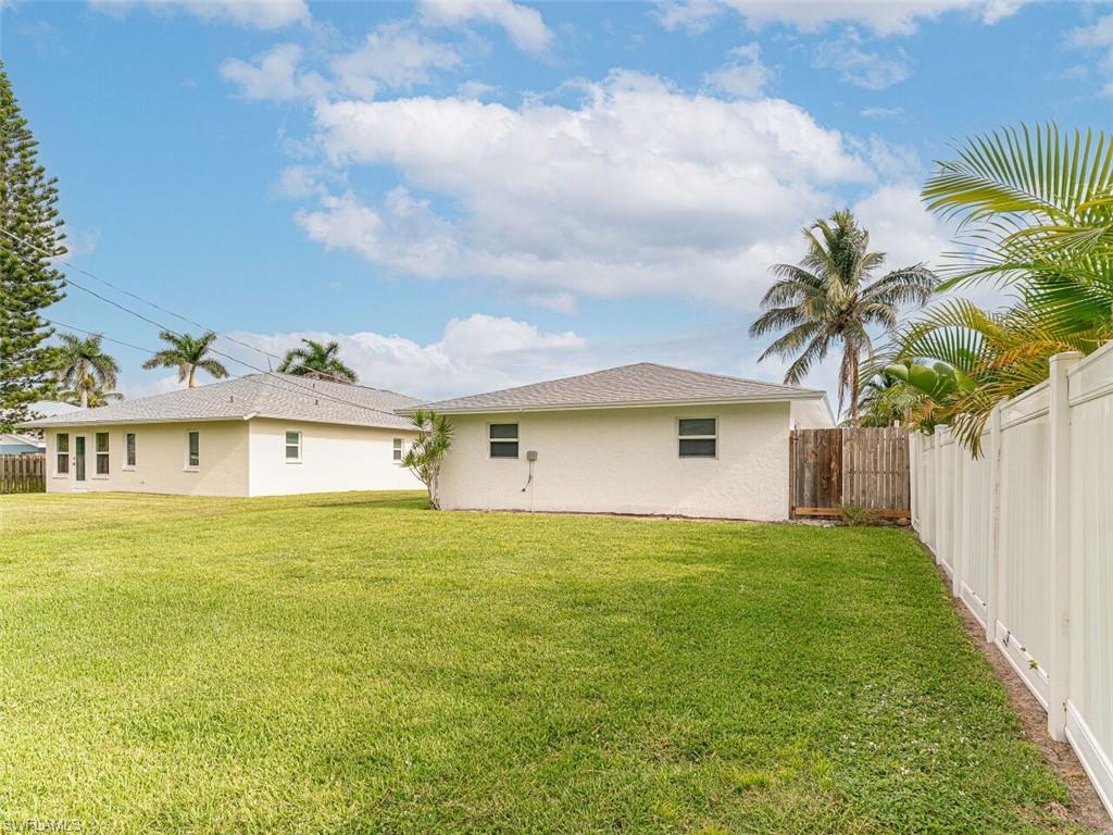 NAPLES PARK - Residential