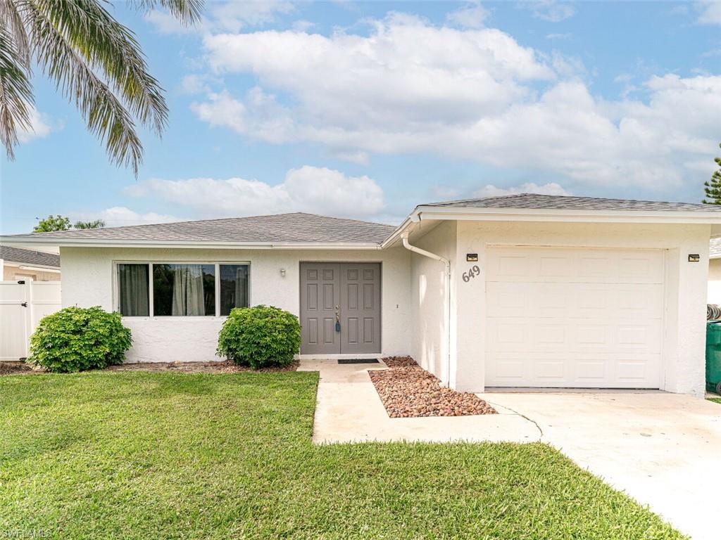 NAPLES PARK - Residential