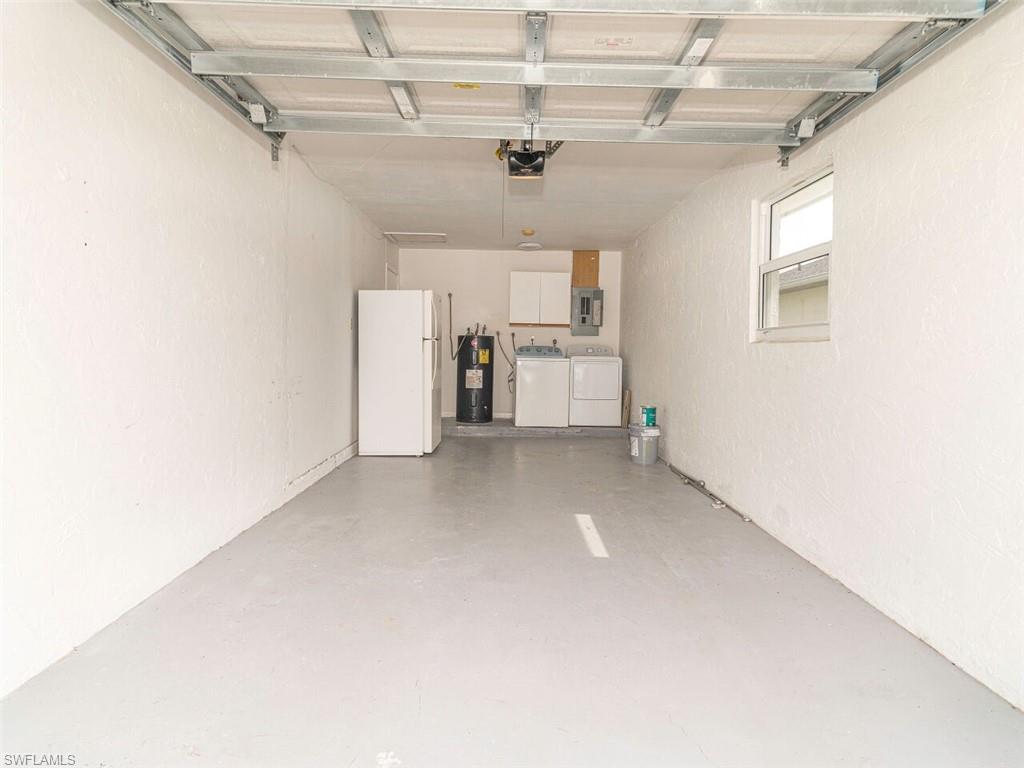 NAPLES PARK - Residential