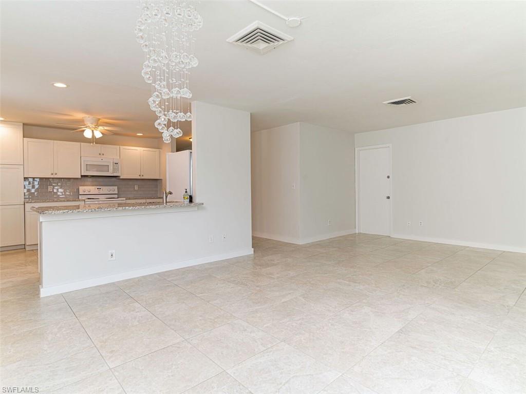 NAPLES PARK - Residential