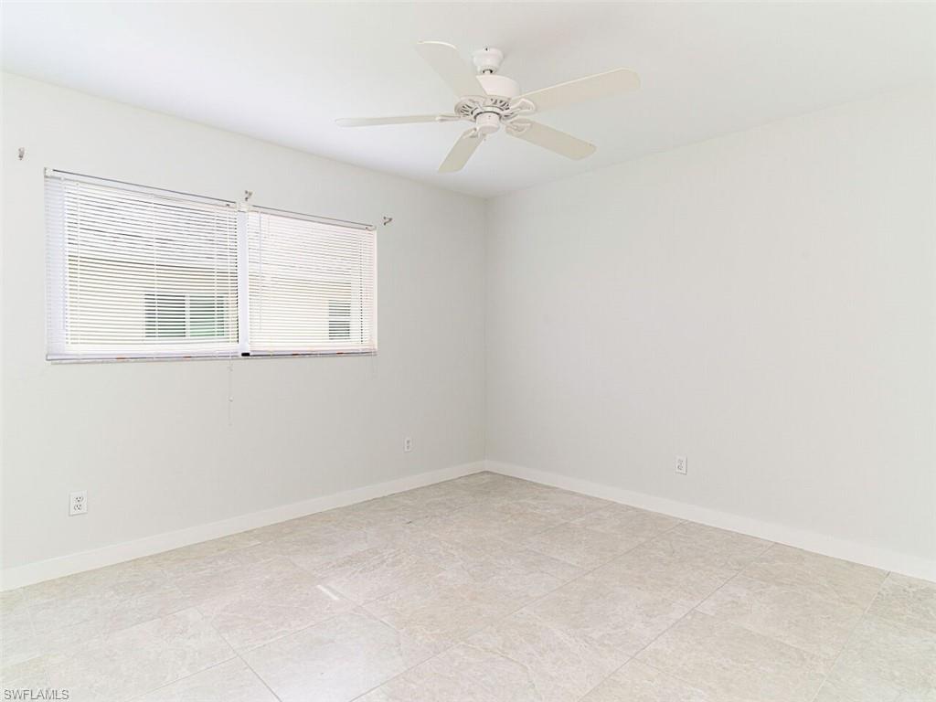 NAPLES PARK - Residential