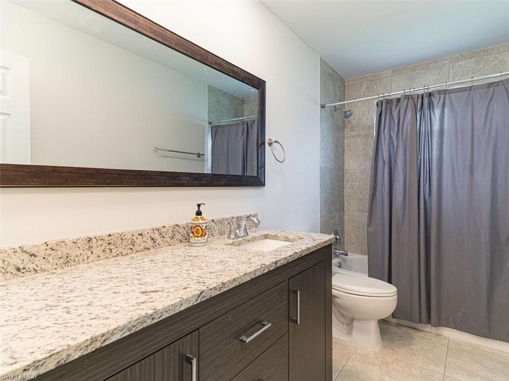 NAPLES PARK - Residential