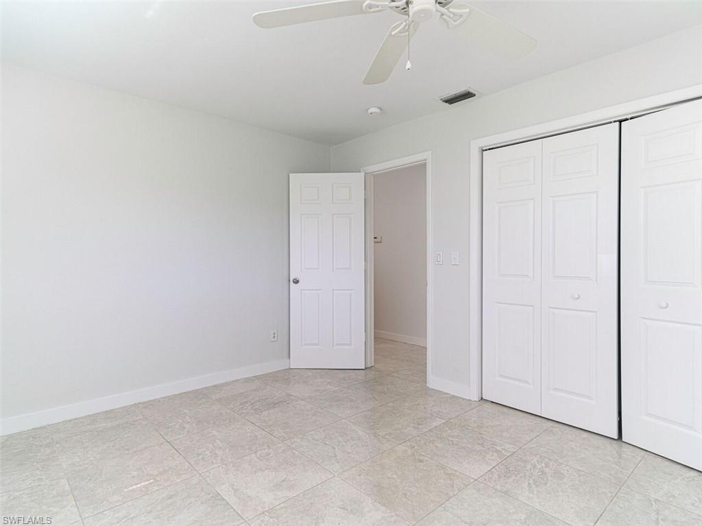 NAPLES PARK - Residential