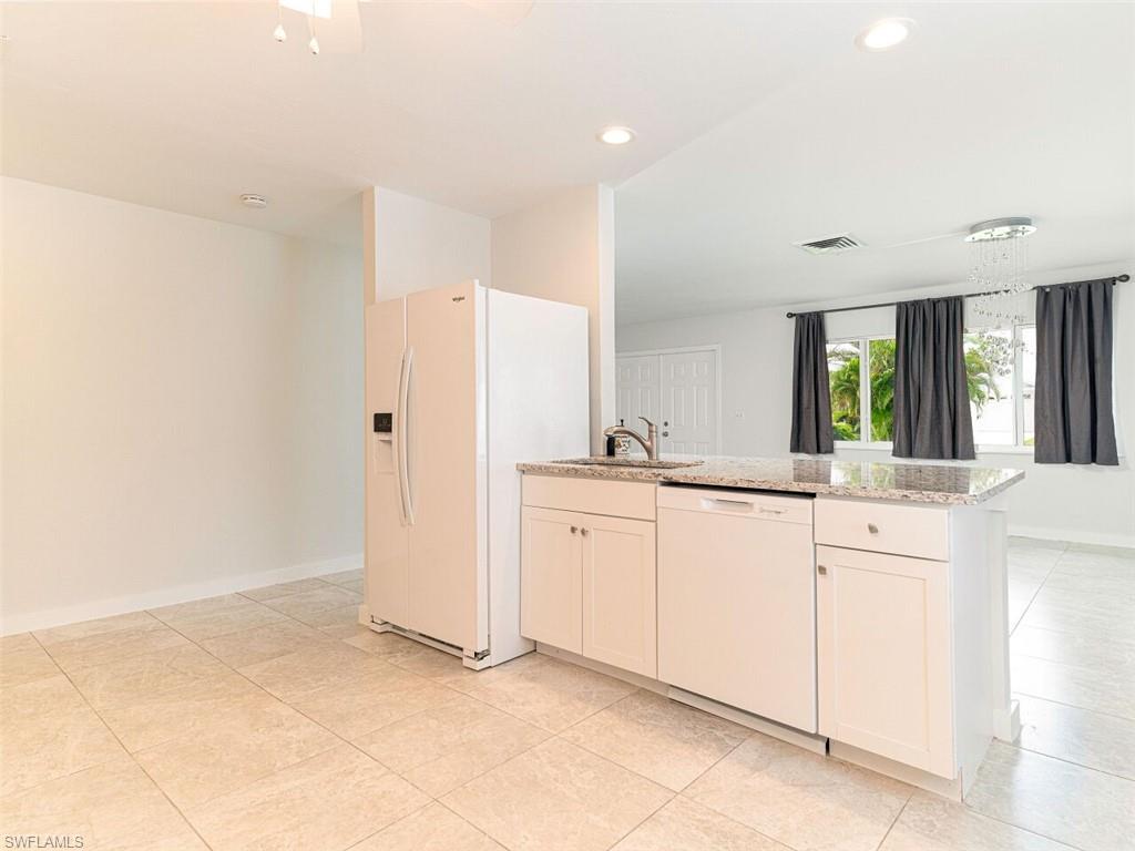 NAPLES PARK - Residential