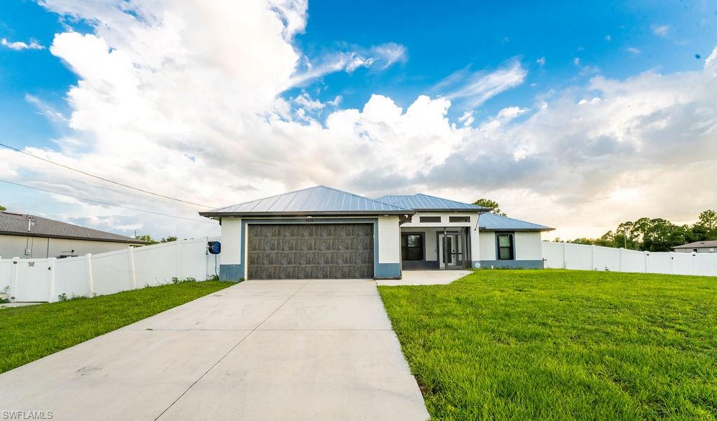 LEHIGH ACRES - Residential